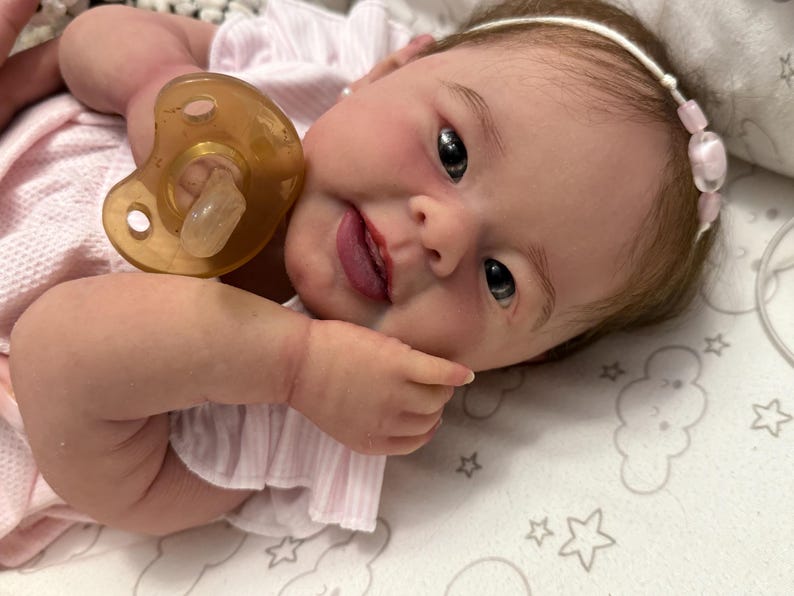 Reborn silicone baby (with bottle feeding system)