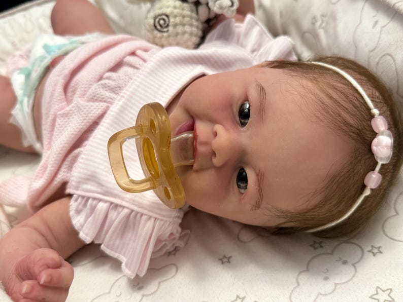 Reborn silicone baby (with bottle feeding system)